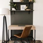 bureau Qingdao 130×60cm avec 2 tiroirs et Etagères